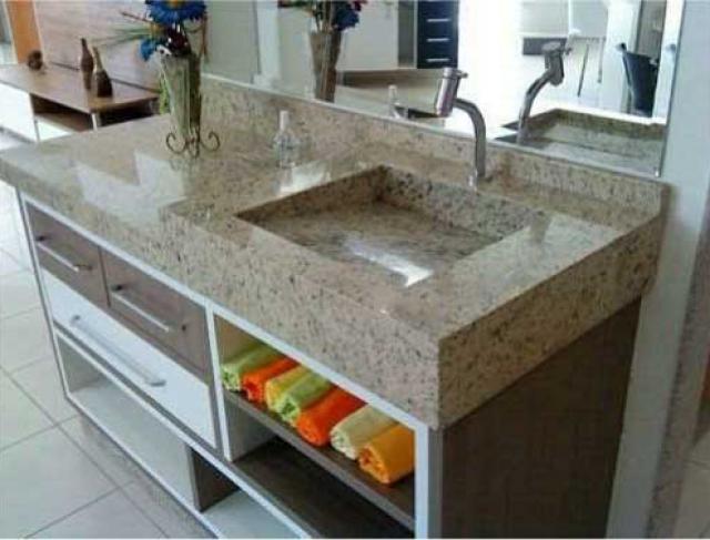  Granito Amarelo Vitória