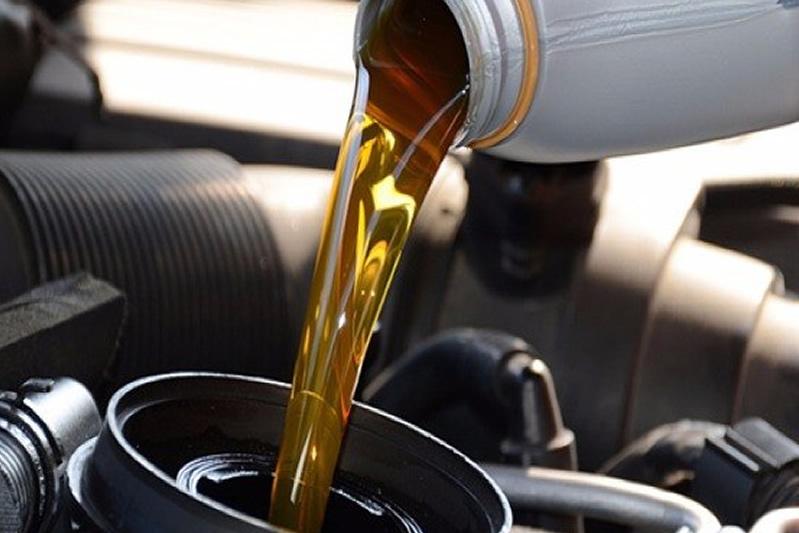 Troca de Óleo do Carro – Dicas, Erros e Cuidados 